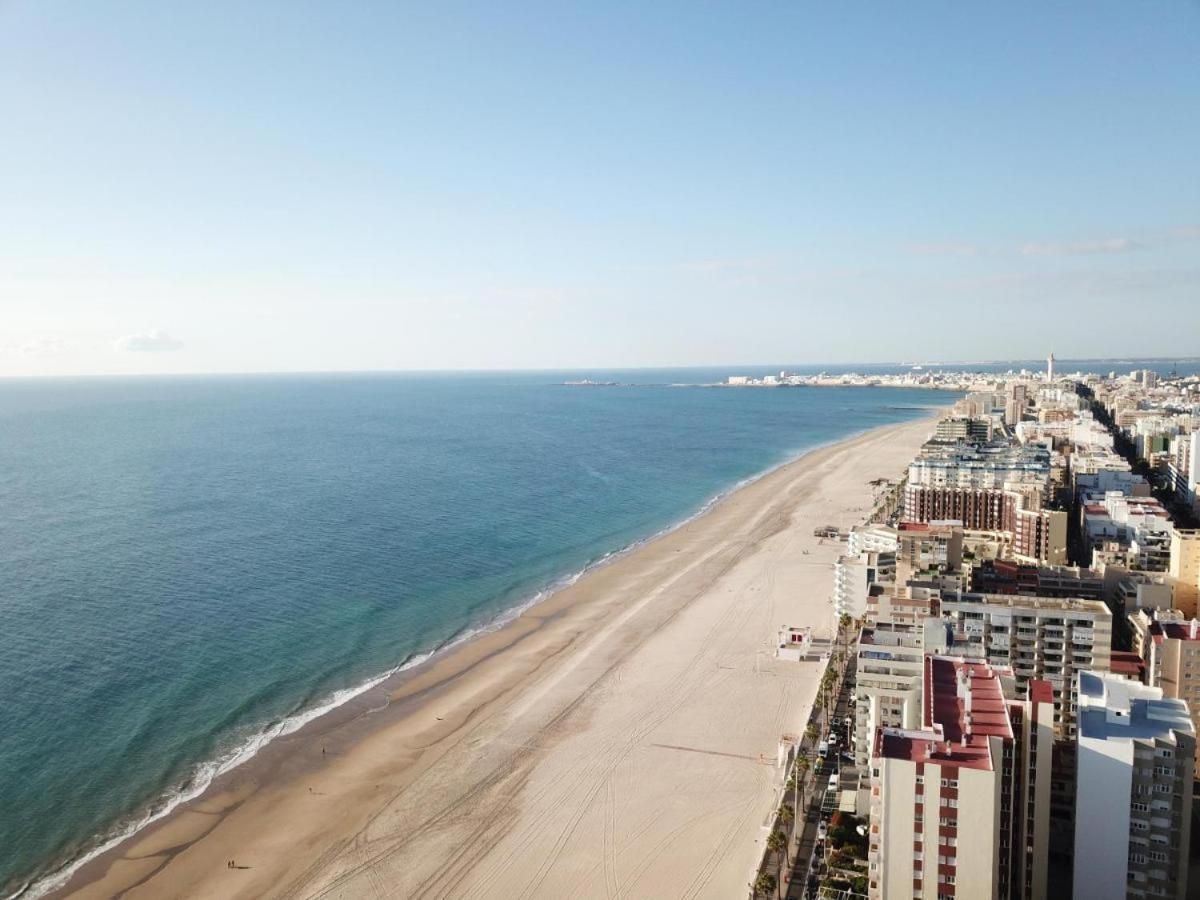 Piso Luminoso Cerca De Playa Cádis Exterior foto